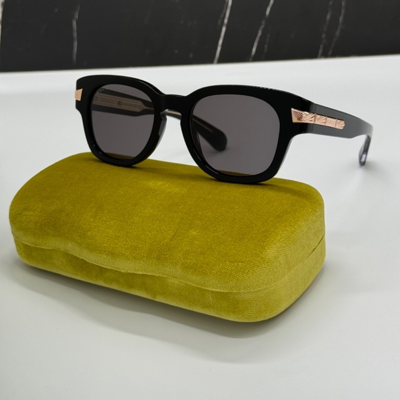 NEW GG1518S 001 GUCCI BLACK GOLD GREY SQUARE UNISEX SUNGLASSES - Picture 3 of 13